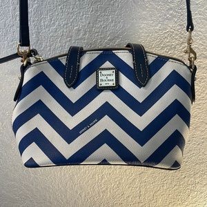 Dooney & Bourke purse